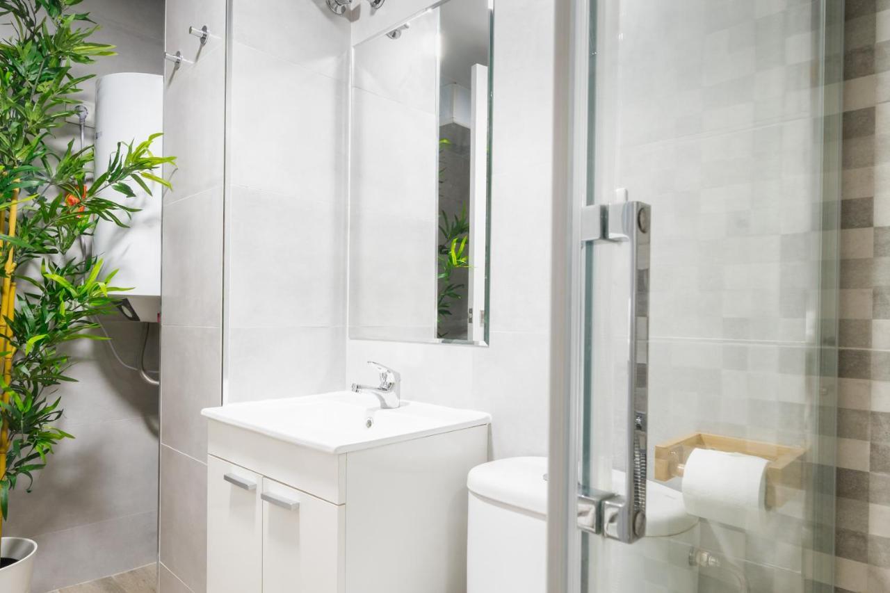 Anfitrion Sevilla 3 Ngoại thất bức ảnh